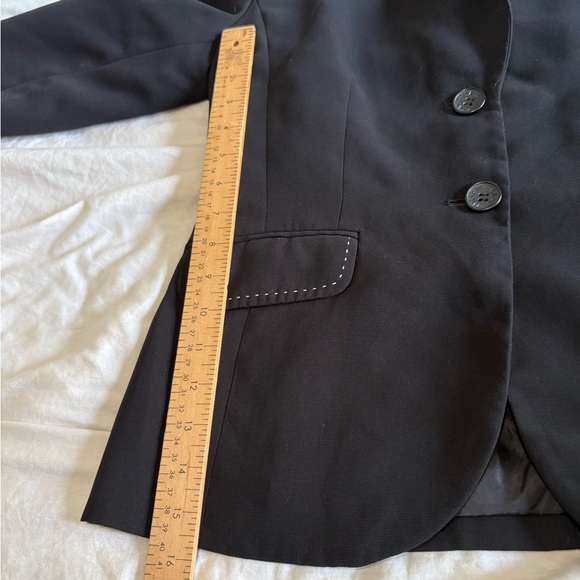 Isaac Mizrahi black structured blazer white stitch detail size 8 - Picture 5 of 9